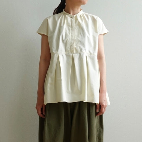 晴れた日のblouse