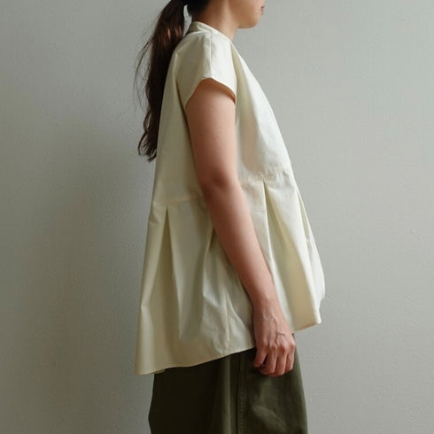 晴れた日のblouse