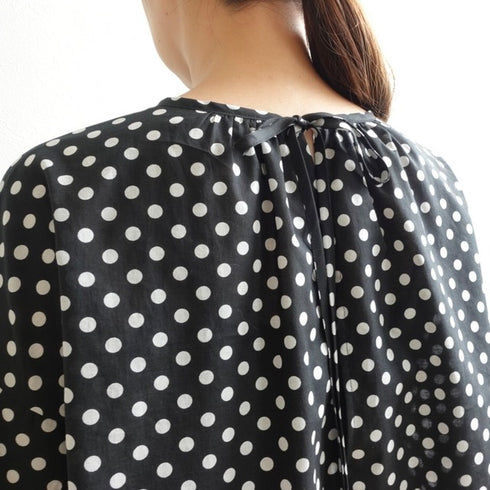 ツインテイルドット blouse