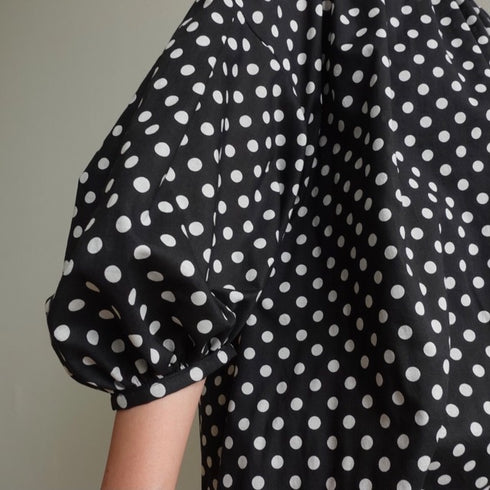 ツインテイルドット blouse